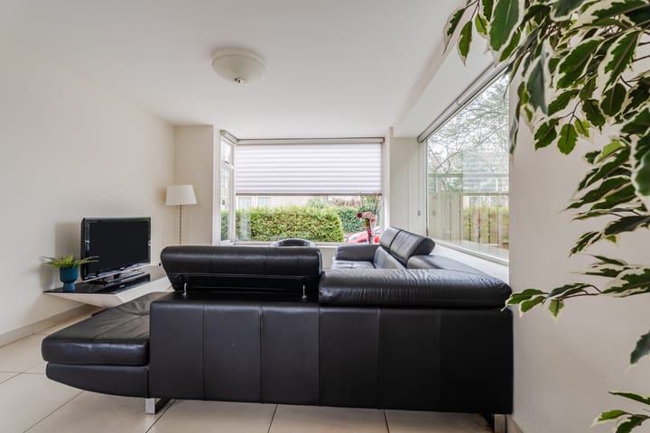 Hoekwoning te koop: Paulus Potterlaan 1, Capelle Aan Den Ijssel