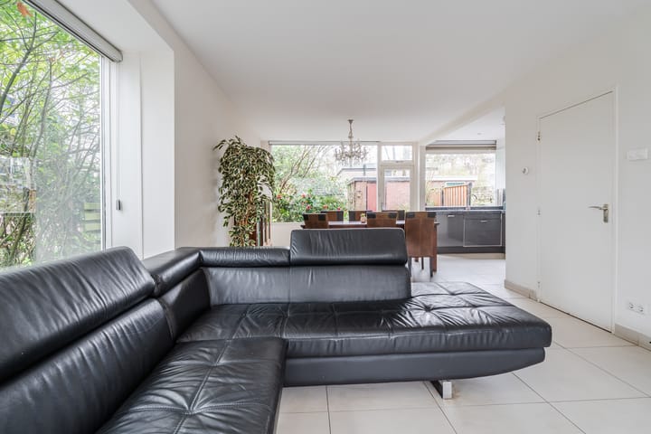 Hoekwoning te koop: Paulus Potterlaan 1, Capelle Aan Den Ijssel