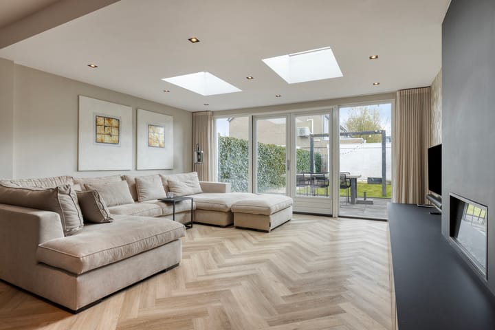 Photo 2 of Ambachtenlaan 69