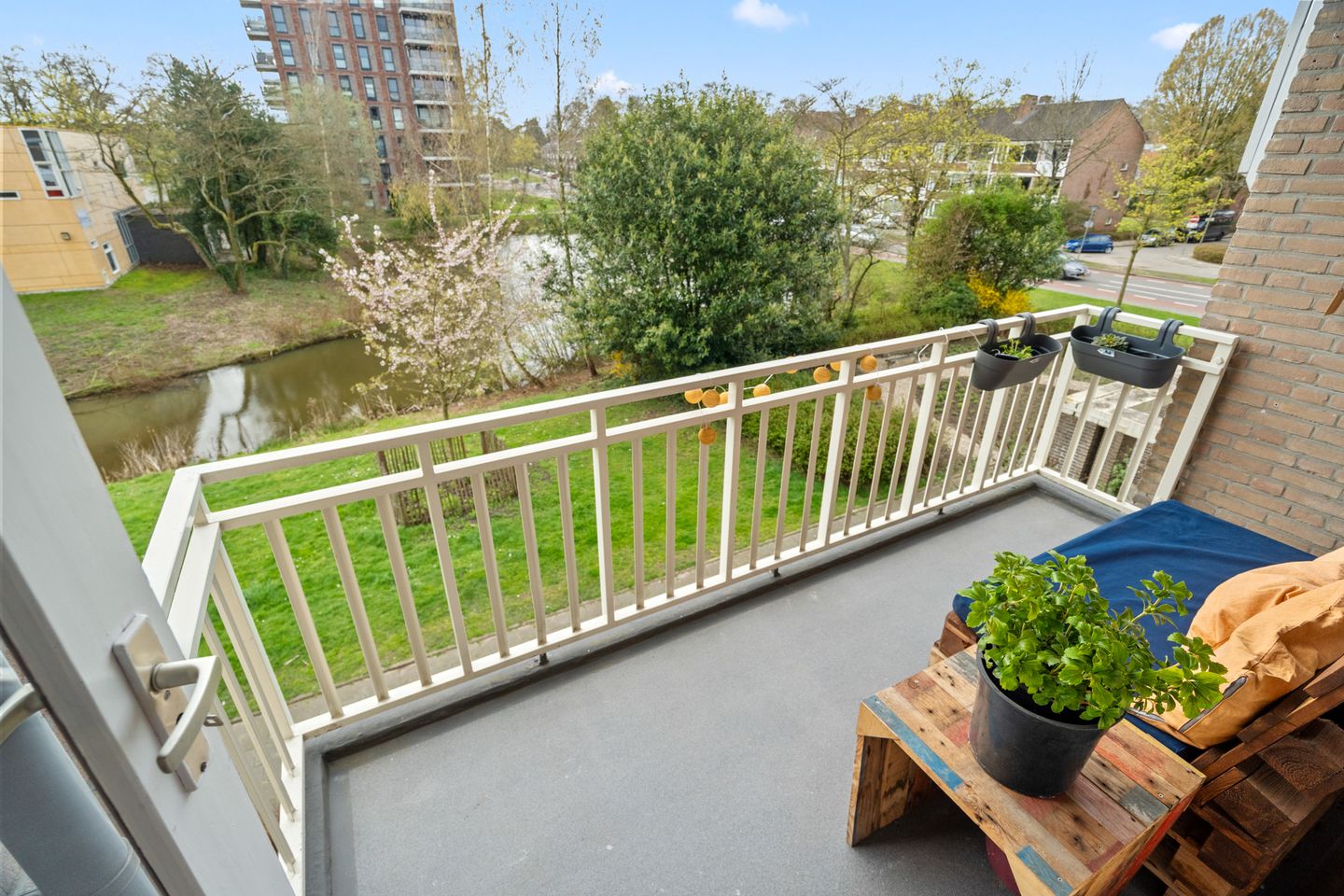 Foto 19 van Ringweg-Randenbroek 80-B