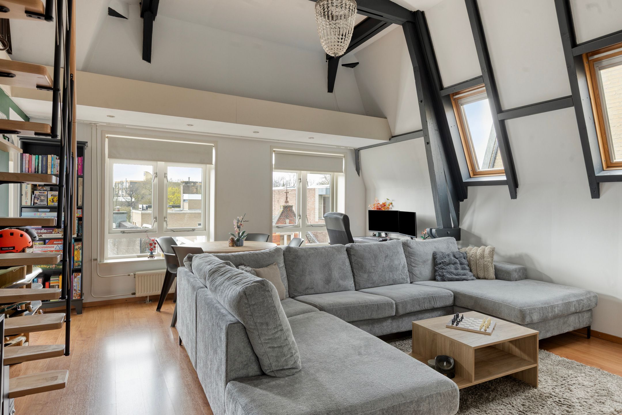 Photo 12 of Veestraat 8-D