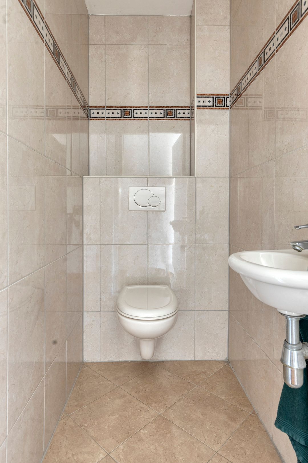 Photo 11 of Veestraat 8-D