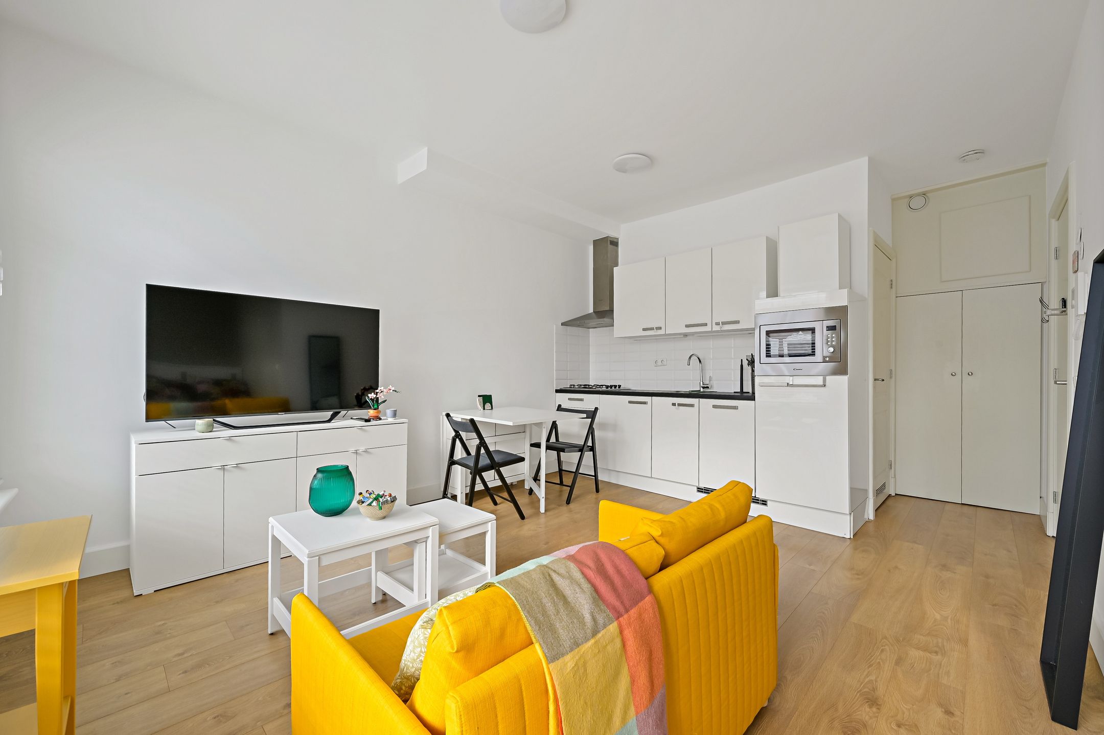 Foto 9 van Prins Hendrikstraat 73-B