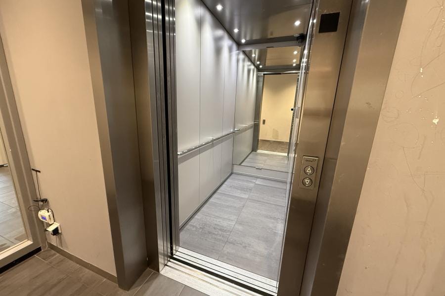 Foto 17 van Haarlemmerweg 970