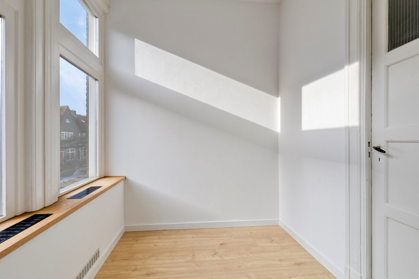 Photo 14 of Ernst Casimirlaan 9-A