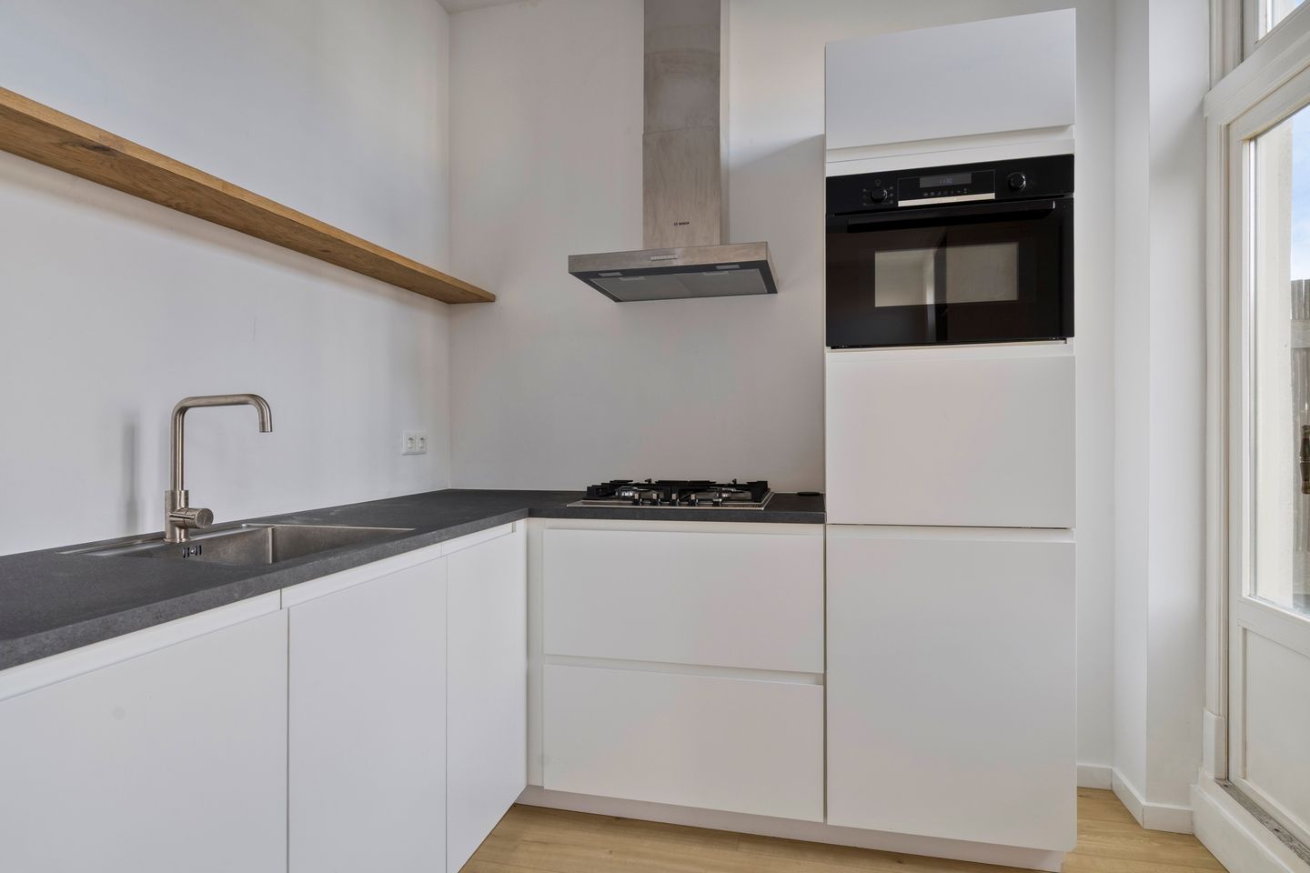 Photo 19 of Ernst Casimirlaan 9-A