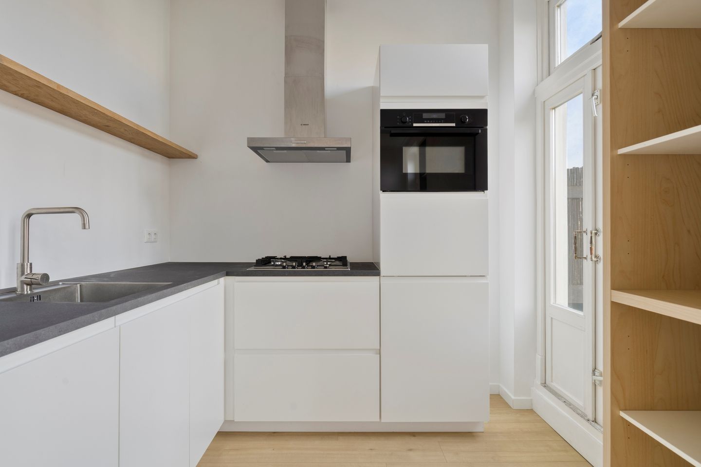 Photo 20 of Ernst Casimirlaan 9-A