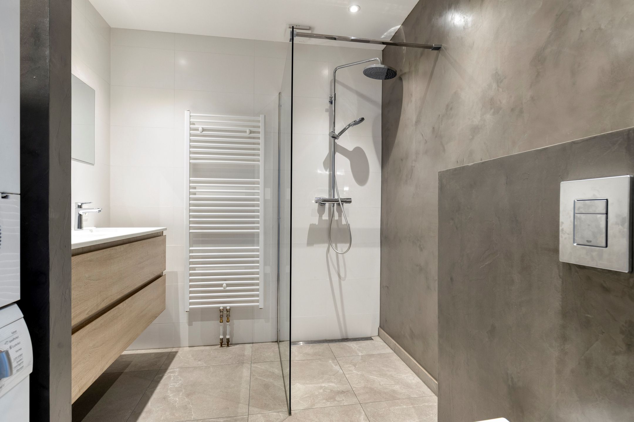 Photo 30 of Ernst Casimirlaan 9-A