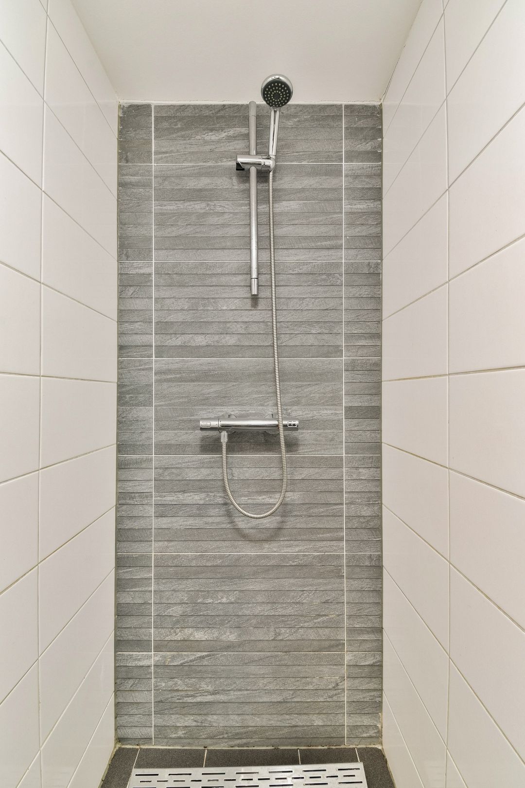 Foto 16 van Van Vollenhovenstraat 26-E