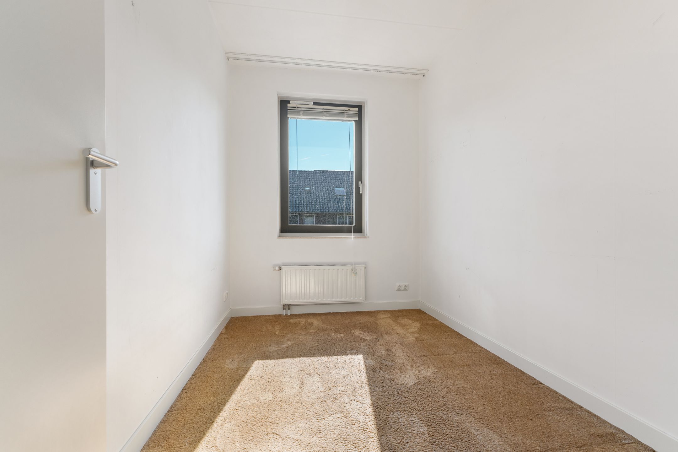 Photo 15 of Caligastraat 45