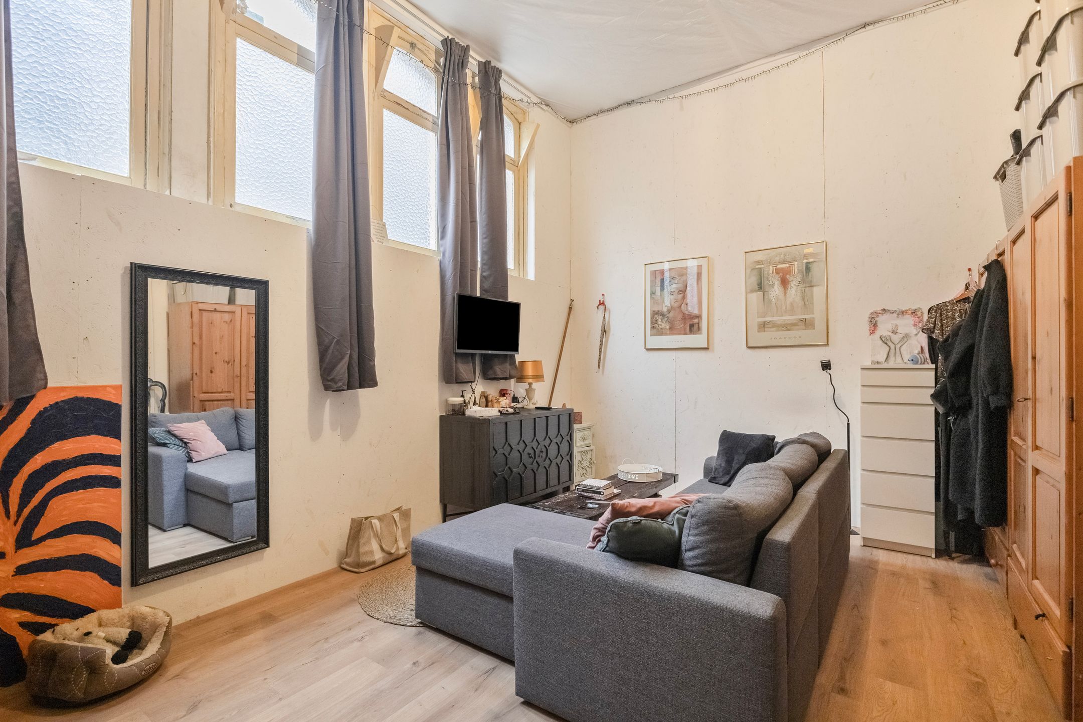 Photo 12 of Wezenstraat 68