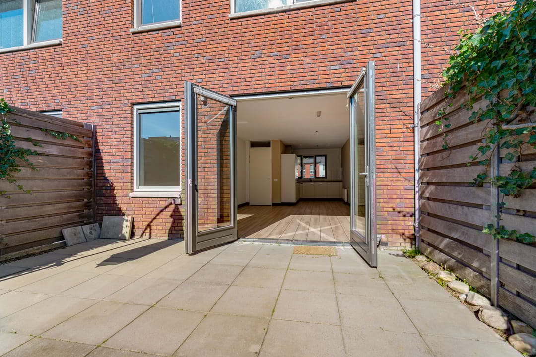 Photo 28 of Caligastraat 45