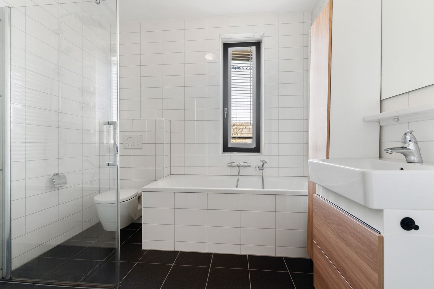 Photo 4 of Caligastraat 45