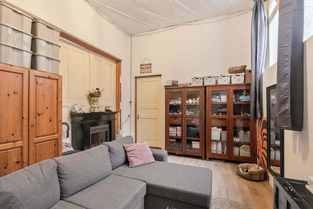 Photo 13 of Wezenstraat 68