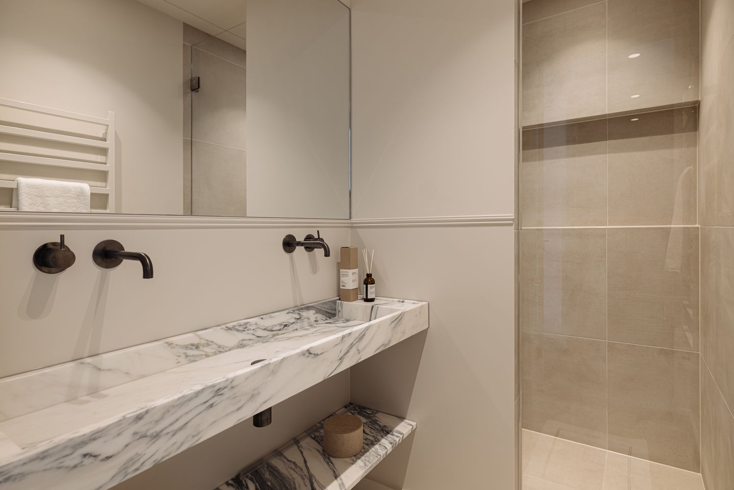 Foto 19 van Albert Neuhuysstraat 14-1