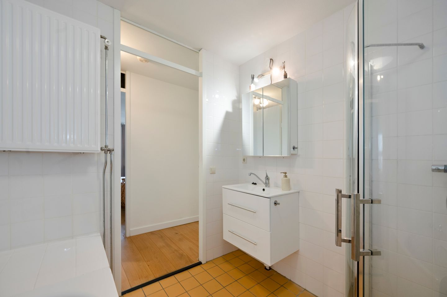 Foto 25 van Borneolaan 271