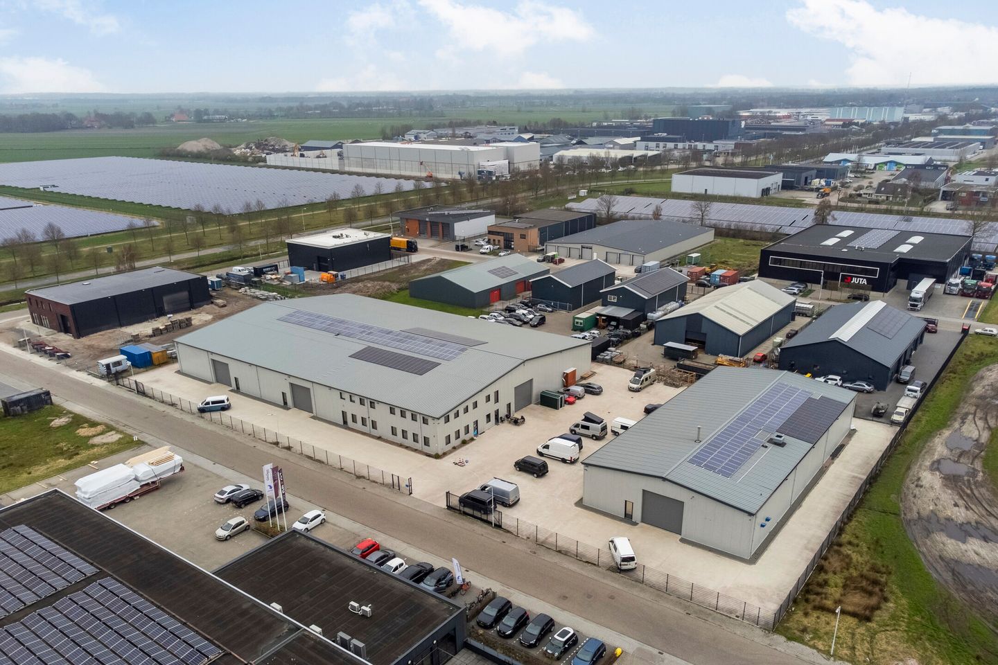 Bekijk foto 1 van Kobaltstraat 3