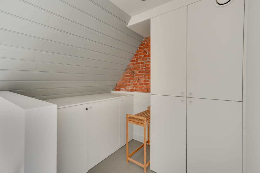 Sustainable Maisonnette in a Transformed Monumental Church — 17