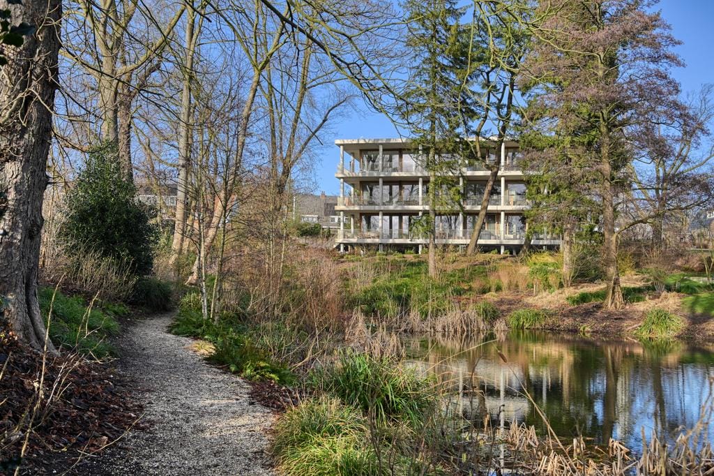 Luxury Penthouse at Landgoed Klingelbeek with Nature Views — 19