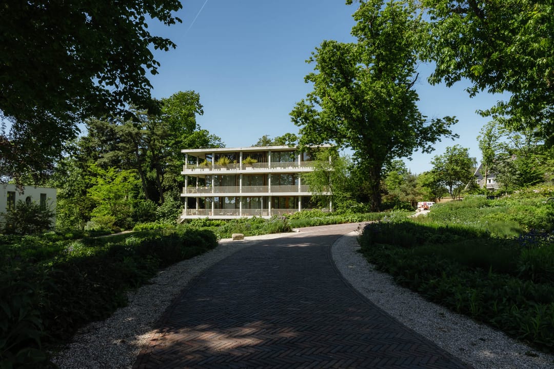 Luxury Penthouse at Landgoed Klingelbeek with Nature Views — 67