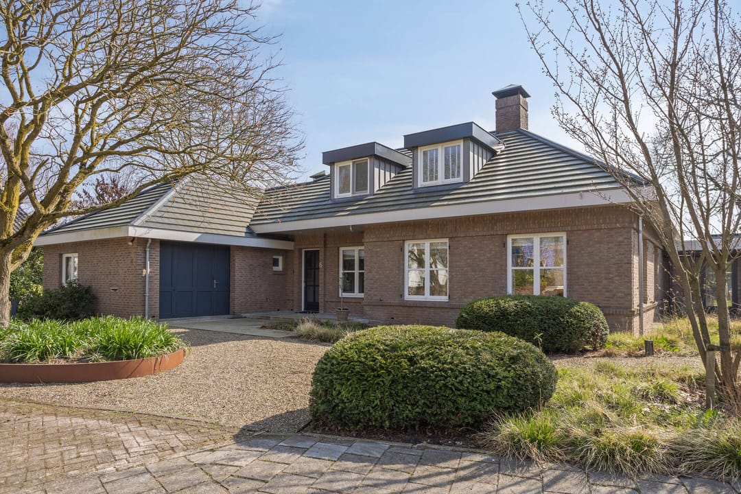 Foto 1 van Mondriaanhof 6