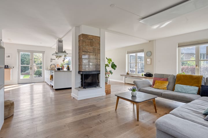 Foto 4 van Mondriaanhof 6