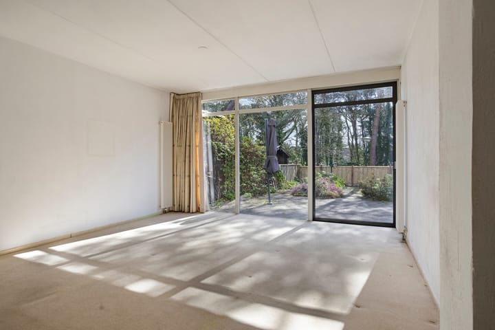 Foto 2 van Apollo 82