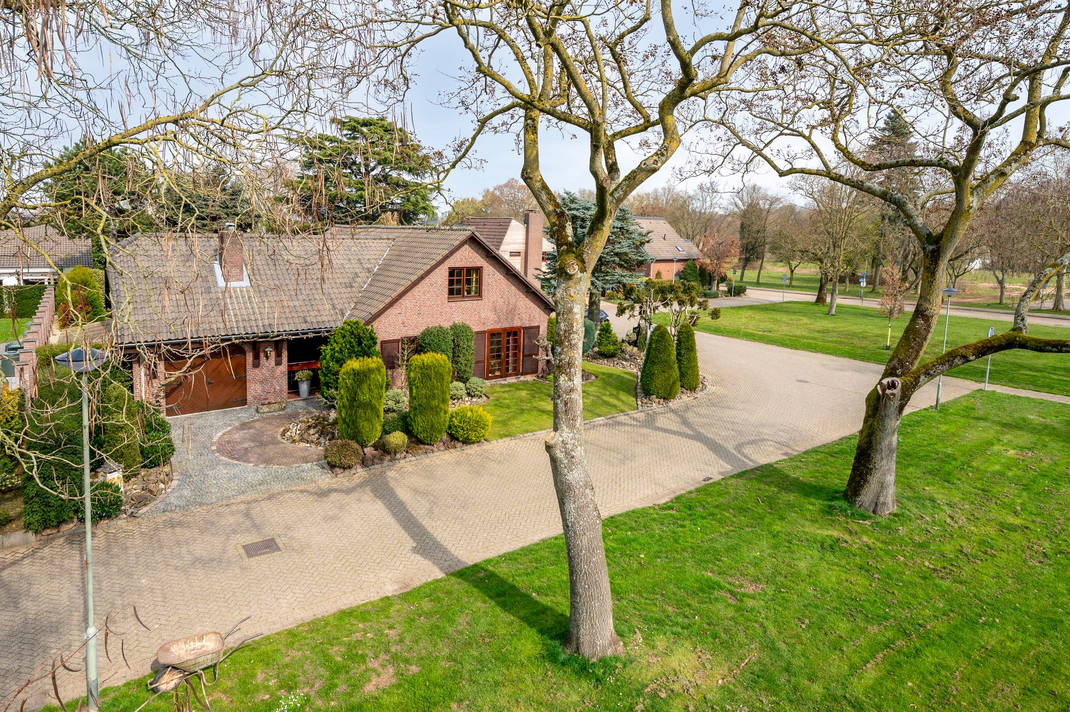 Foto 45 van Dross vd Weijdenplein 4