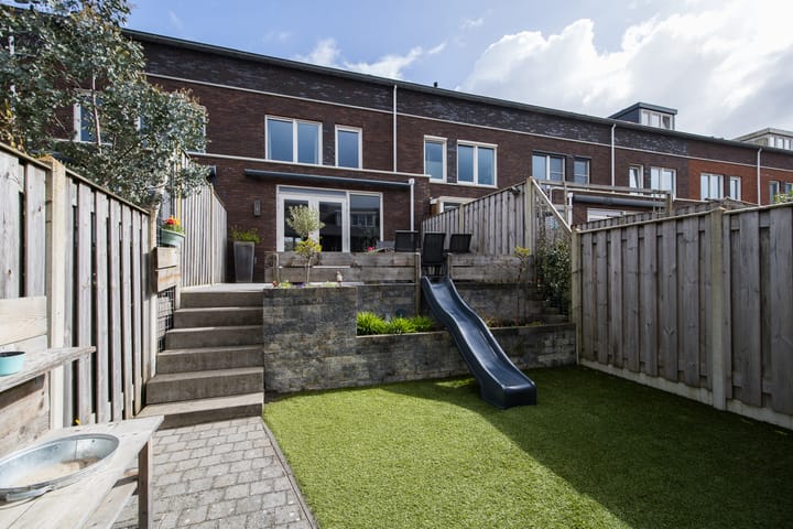 Foto 2 van Valeriaanweg 43