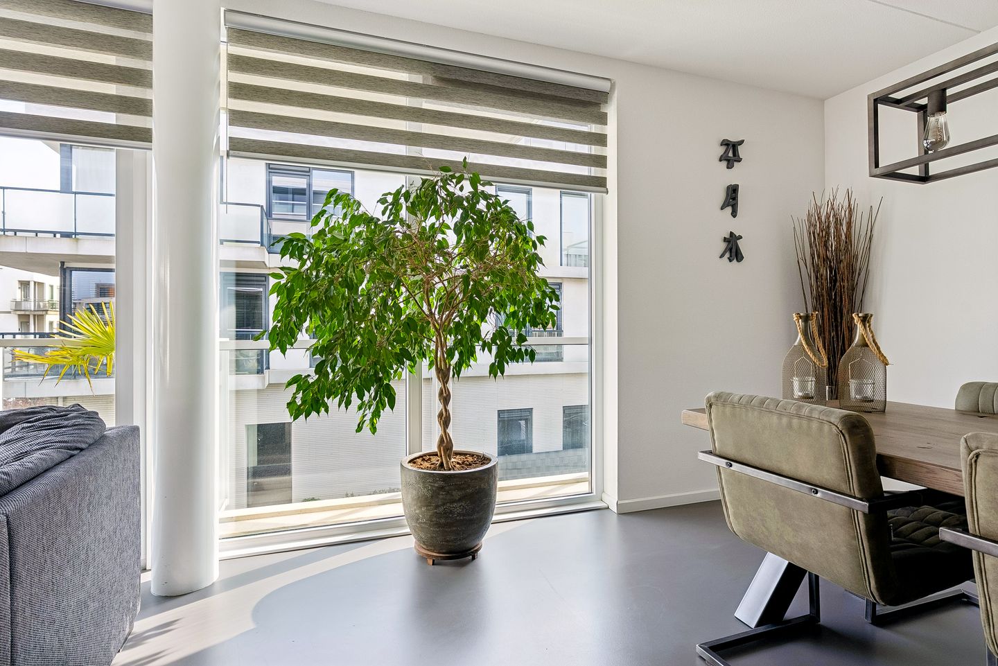 Modern 4-Room Apartment with Private Parking in Almere Poort — 19