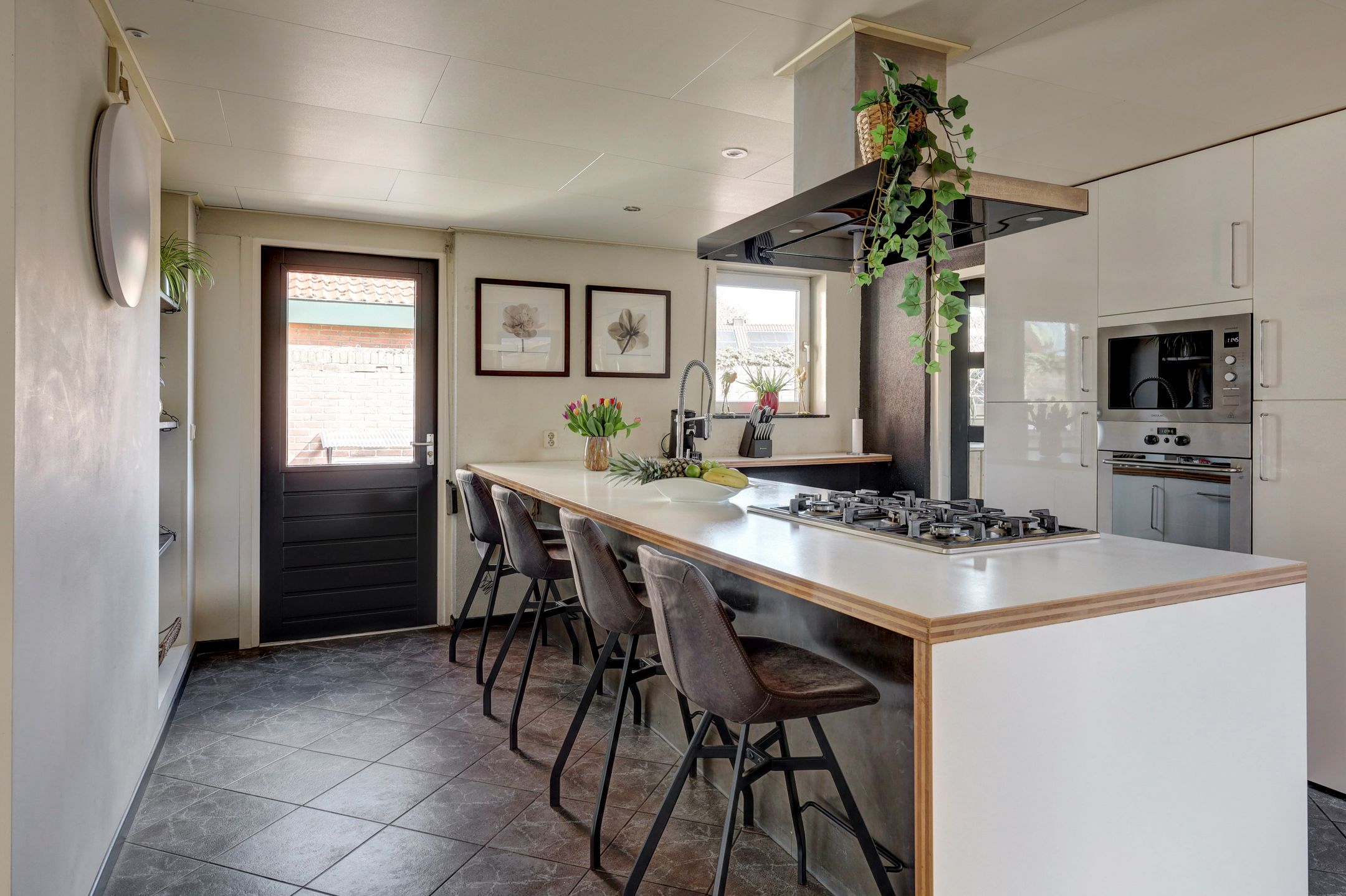 Foto 15 van Nieuweweg 142