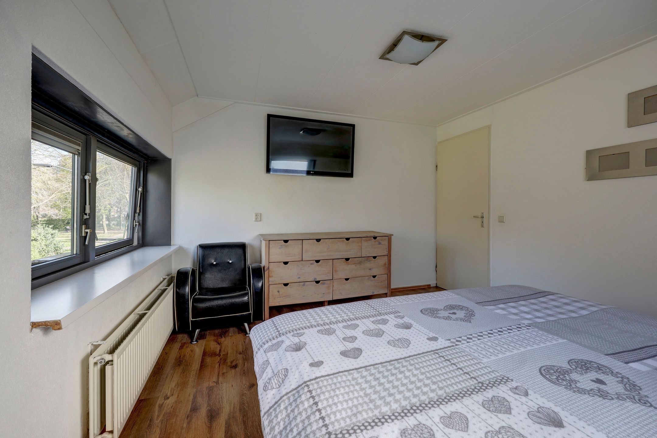 Foto 24 van Nieuweweg 142