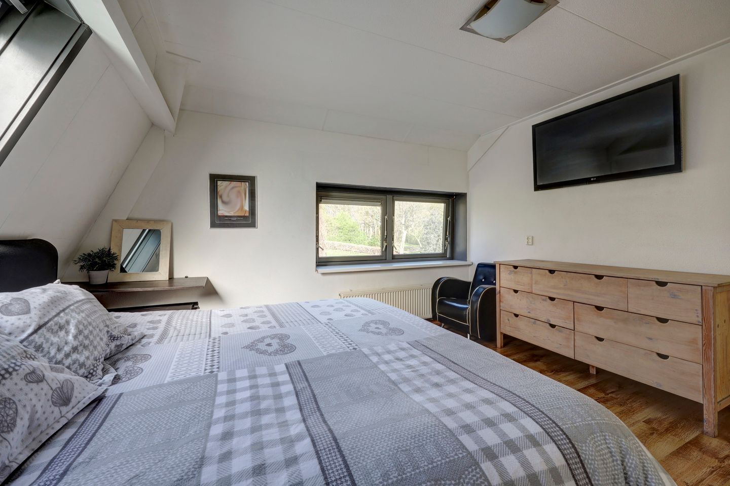 Foto 25 van Nieuweweg 142