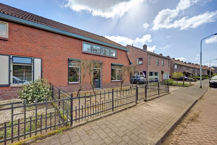 Foto 2 van Nieuweweg 142