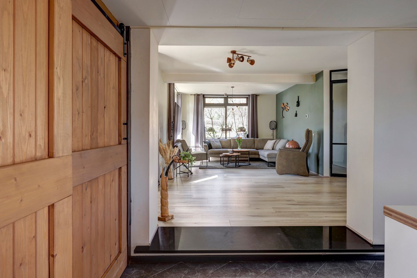 Foto 10 van Nieuweweg 142