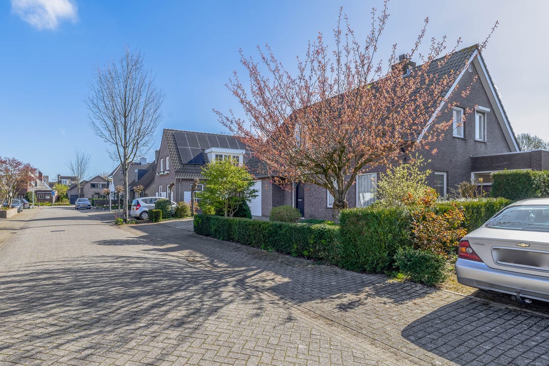 Foto 43 van Burgemeester Kolfschotenstraat 6