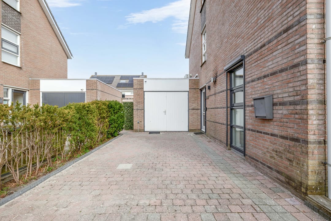 Photo 52 of Buitenbaardt 10