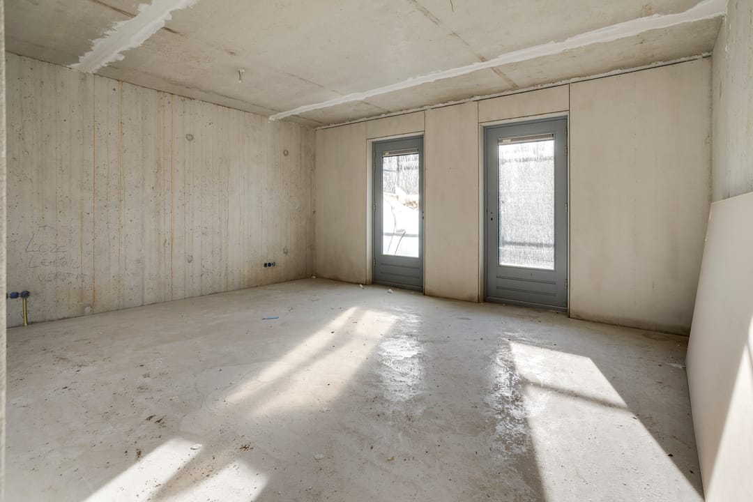 Spacious new-build home with 5 bedrooms and 2 bathrooms in green surroundings — 22