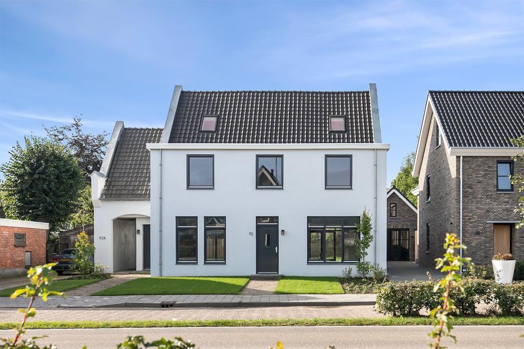 Energy-efficient renovated semi-detached home with solar panels and south-facing garden in Reusel — 18