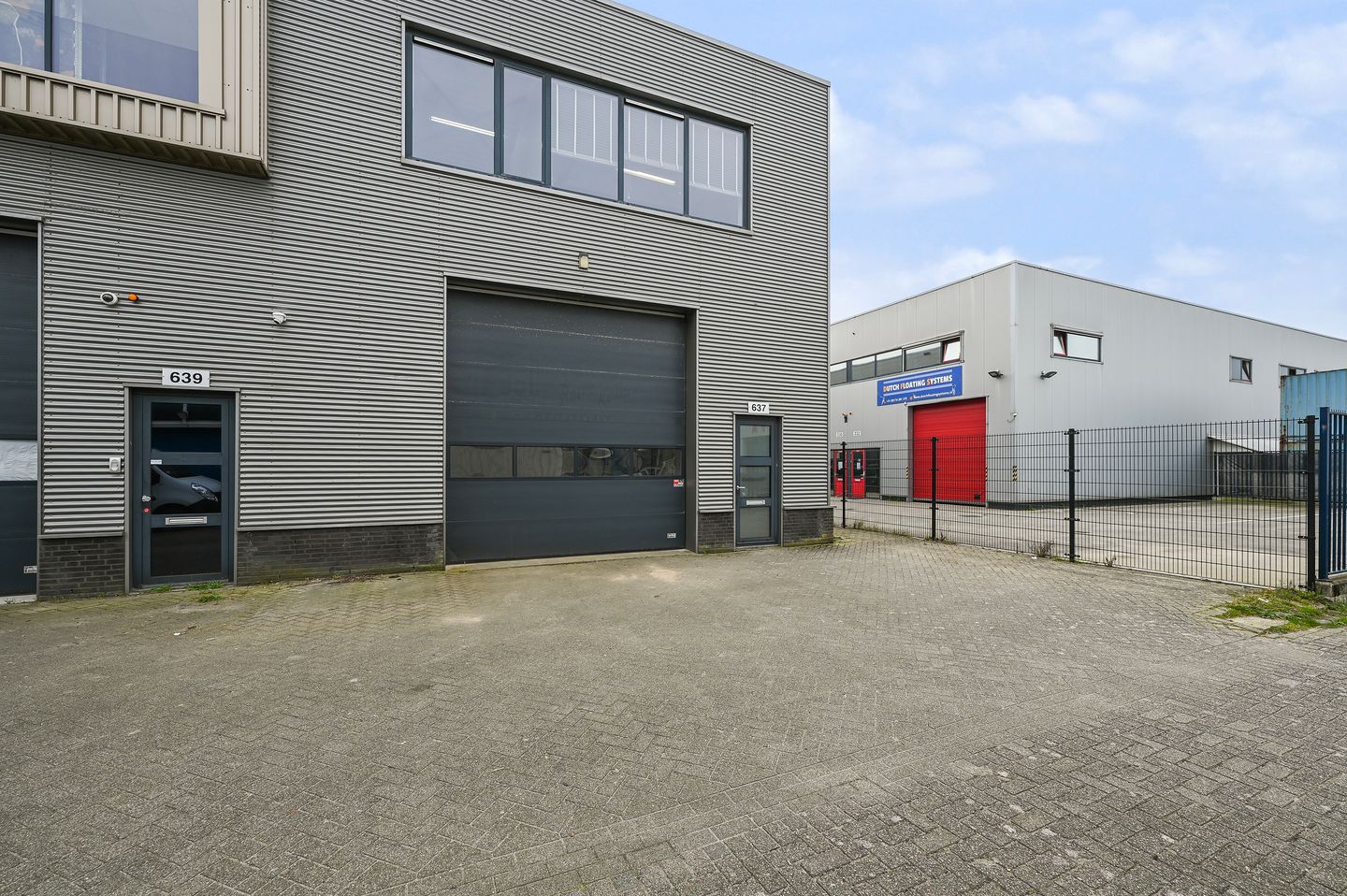 View photo 3 of Vlotlaan 637