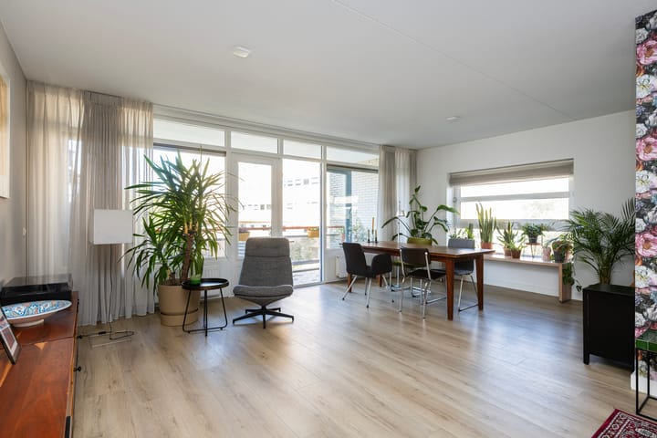 Photo 2 of Bremenstraat 65