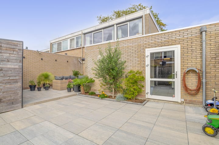 Photo 2 of Galjoot 16