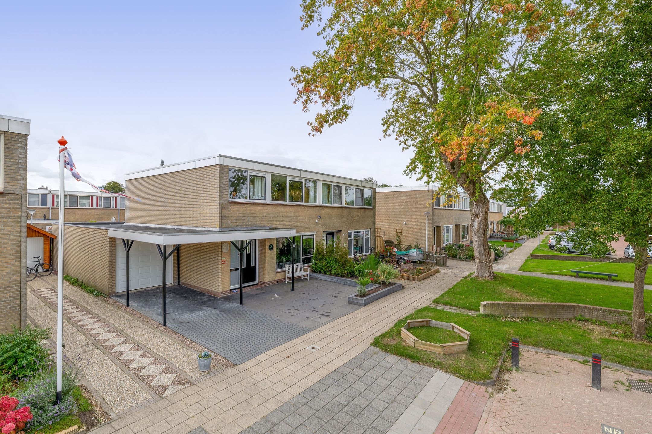 Photo 3 of Galjoot 16