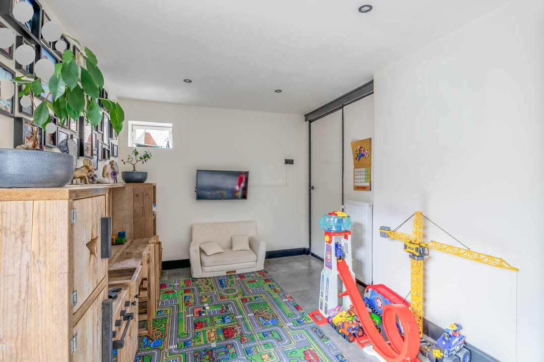 Photo 16 of Galjoot 16