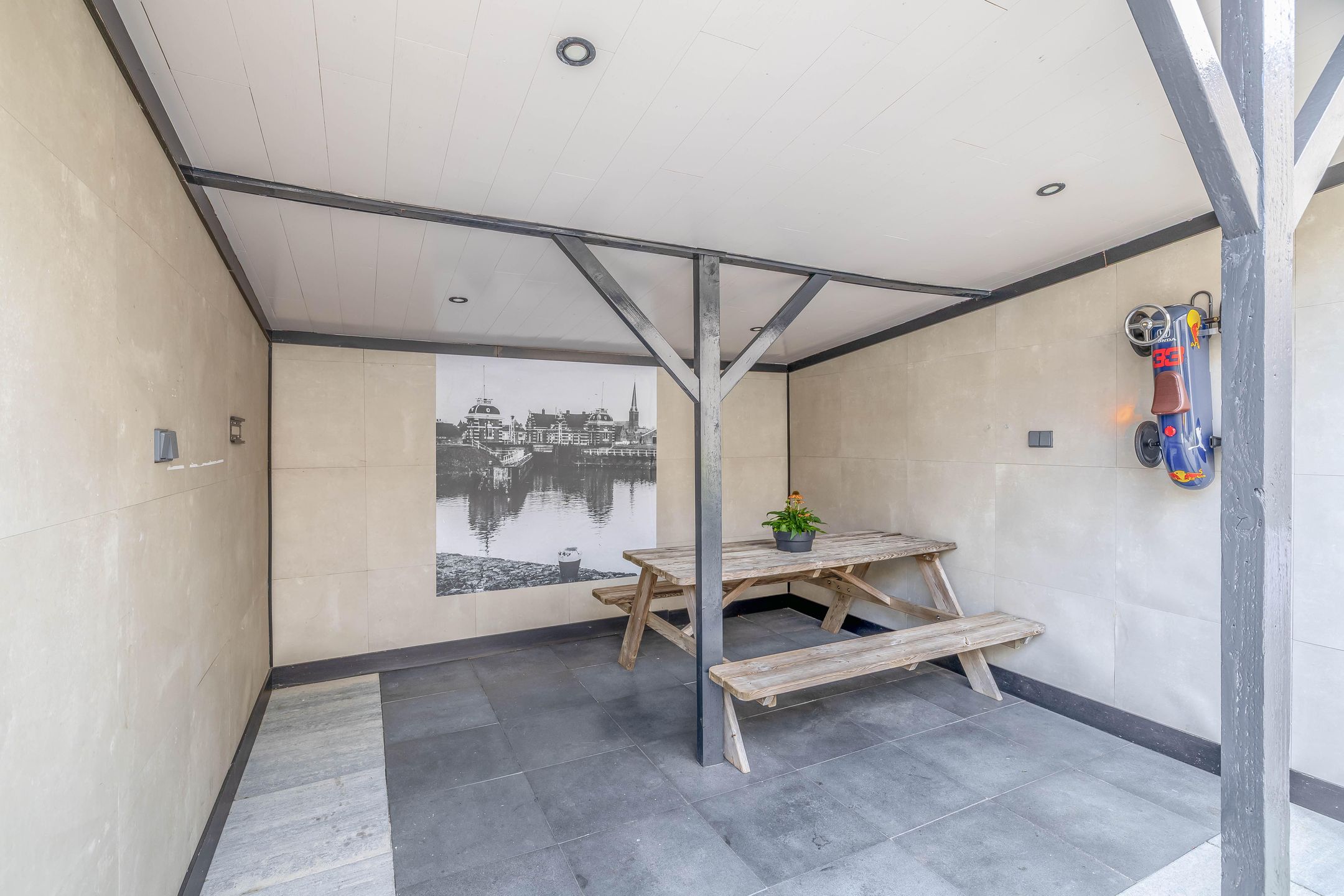 Photo 21 of Galjoot 16