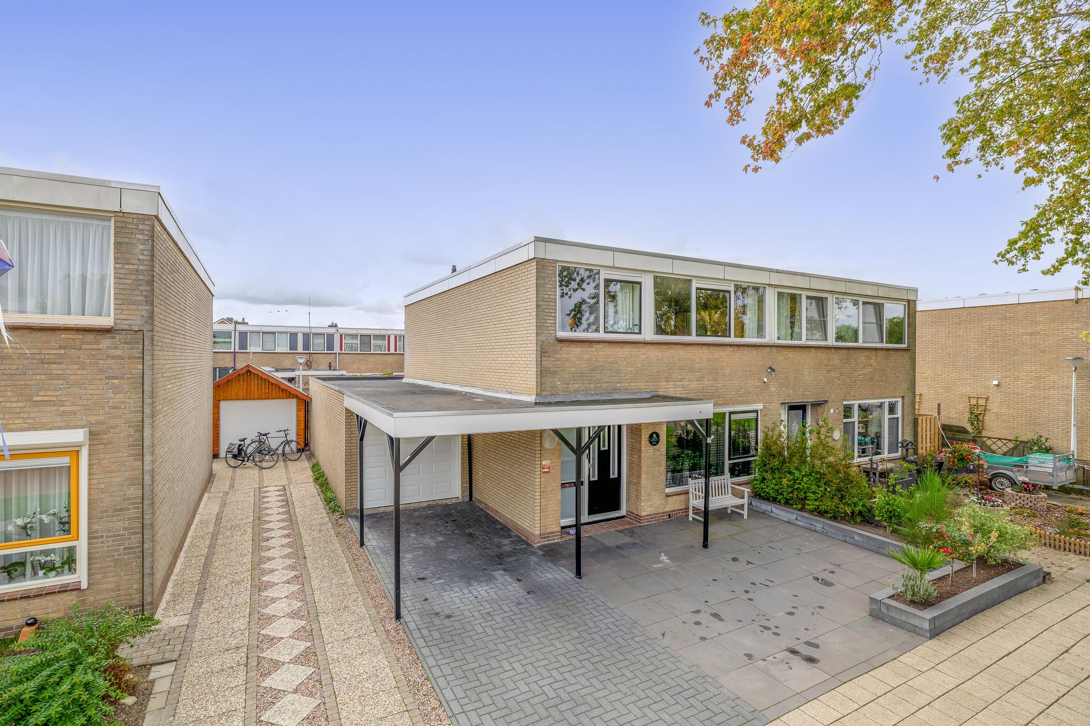 Photo 33 of Galjoot 16