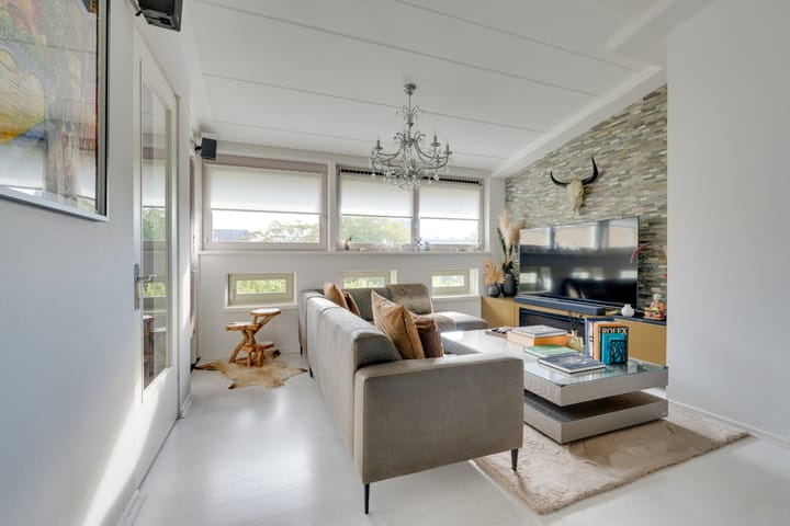 Photo 2 of Aalbersestraat 242-A