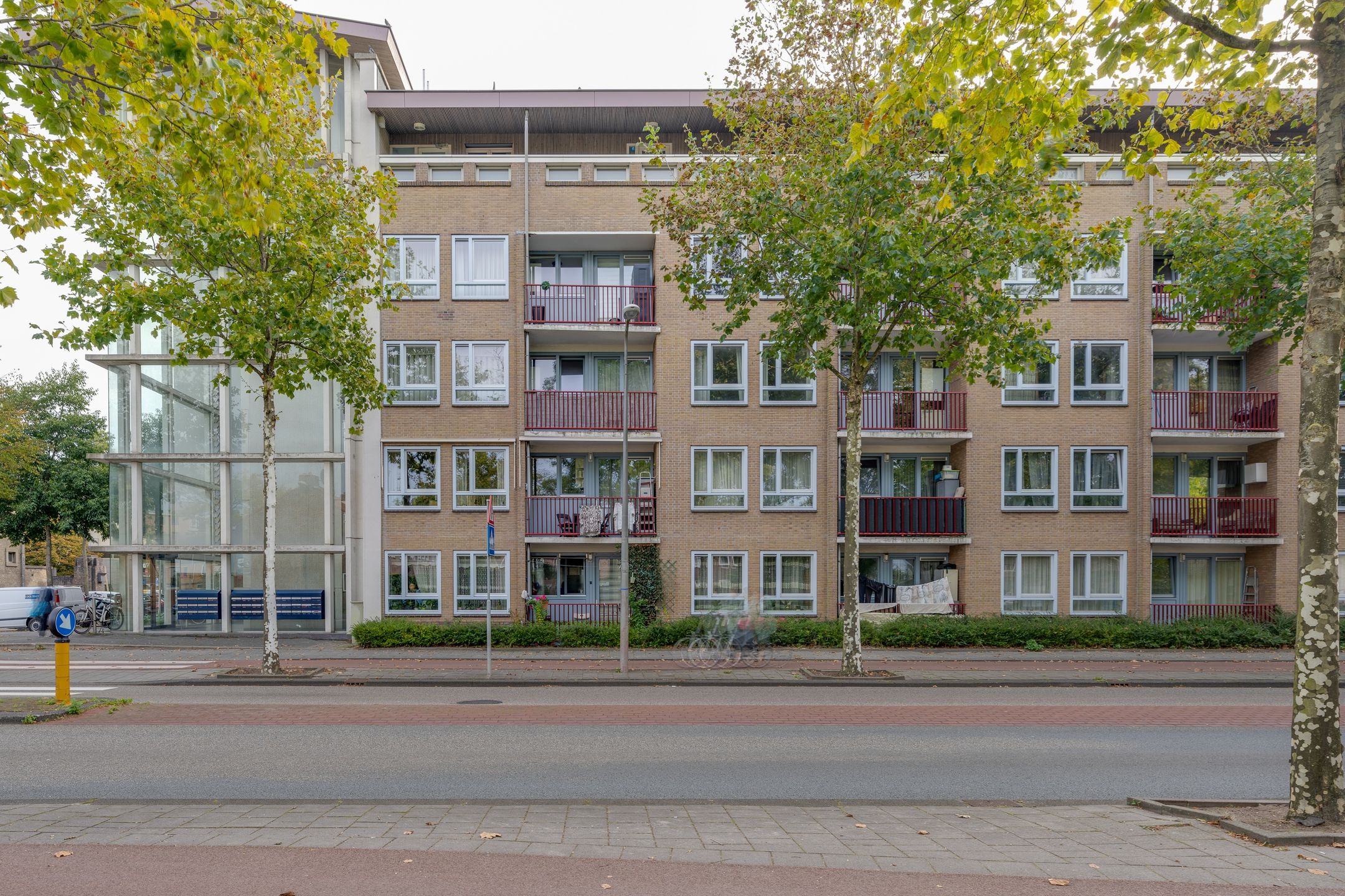 Photo 6 of Aalbersestraat 242-A