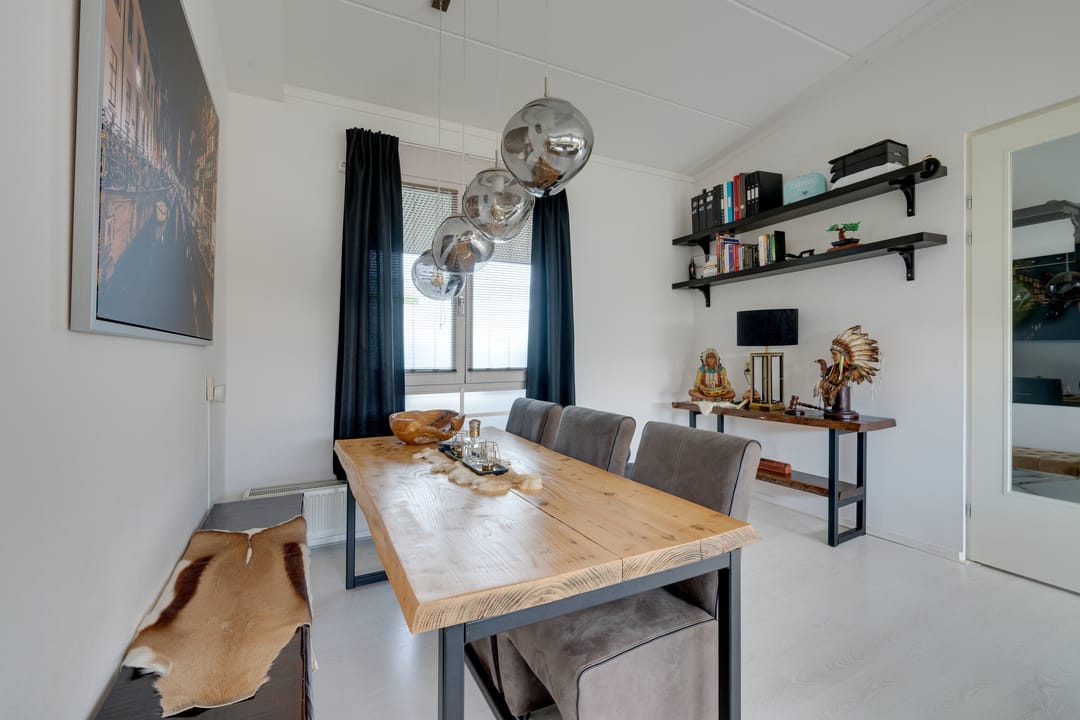 Photo 17 of Aalbersestraat 242-A