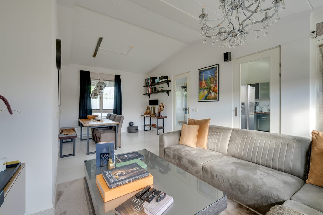 Photo 16 of Aalbersestraat 242-A